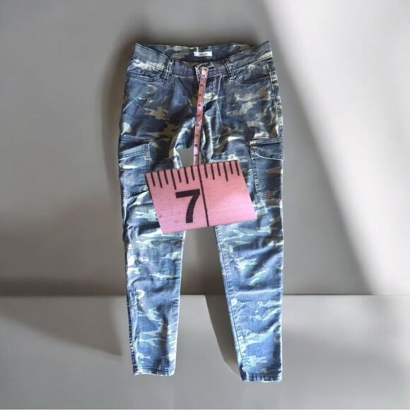 San Joy l Cami Jeans l 6-pocket design l Button/Zip l VGUC - Picture 5 of 9